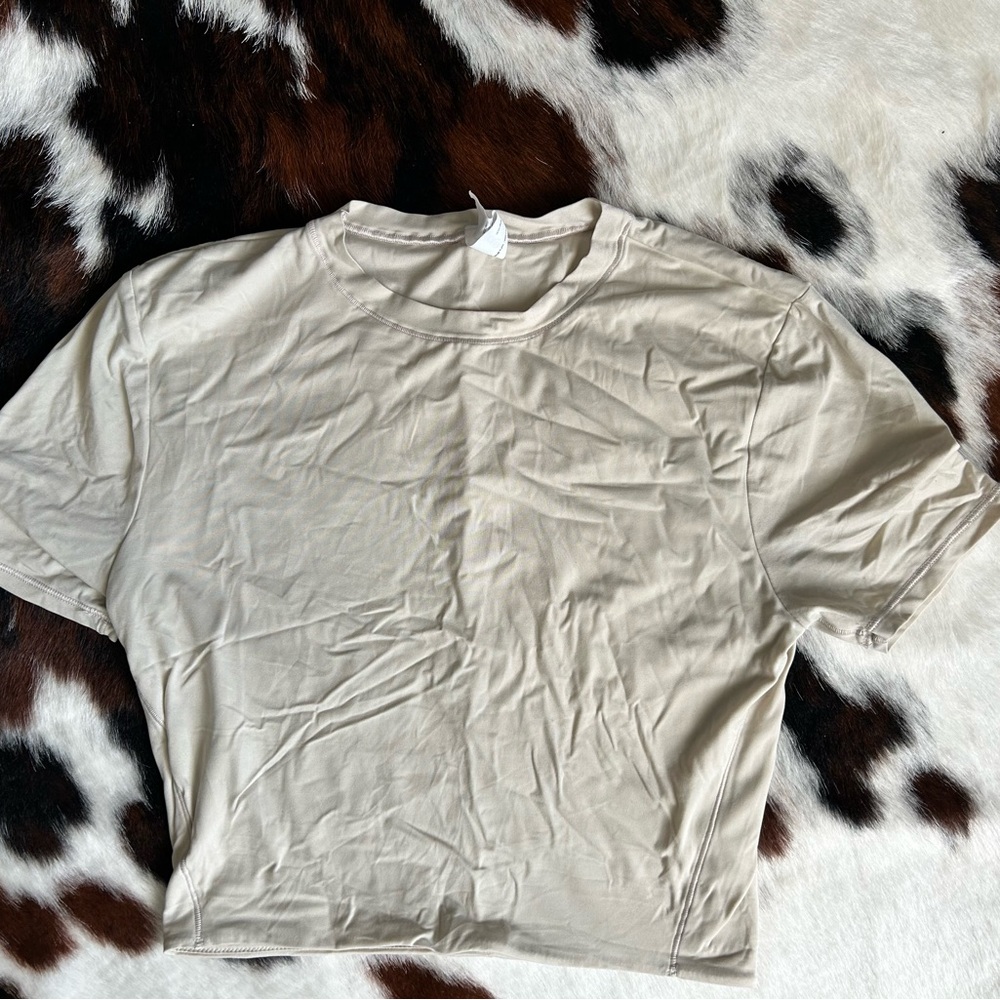 lululemon athletica Light Beige Short Sleeve Tee